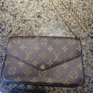 Louis Vuitton felicie monogram pochette